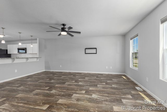 445 Oak View Drive, Middleville, MI 49333