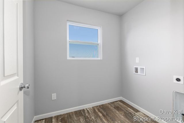 445 Oak View Drive, Middleville, MI 49333