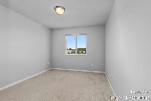 445 Oak View Drive, Middleville, MI 49333