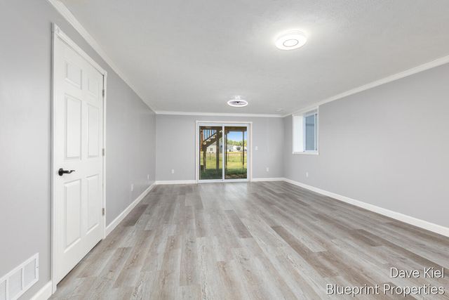 445 Oak View Drive, Middleville, MI 49333