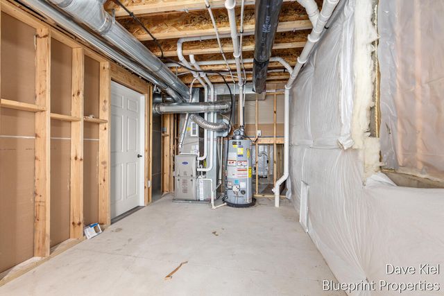 445 Oak View Drive, Middleville, MI 49333