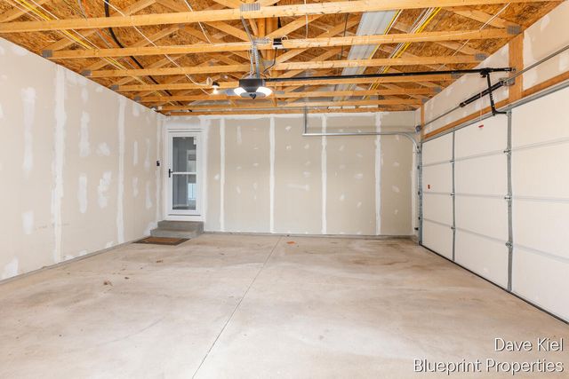 445 Oak View Drive, Middleville, MI 49333