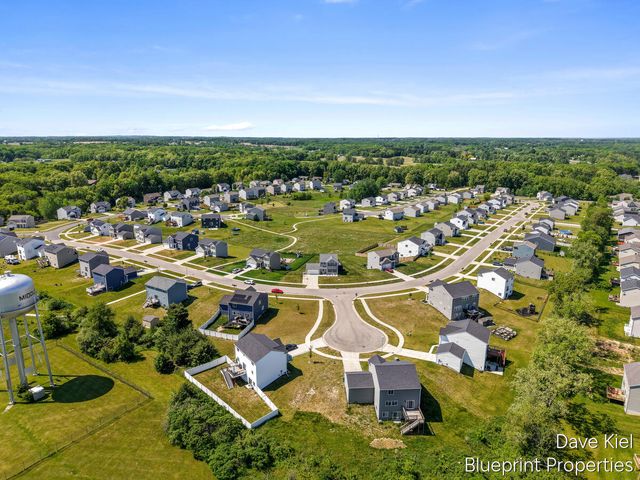 445 Oak View Drive, Middleville, MI 49333