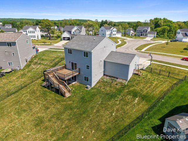 445 Oak View Drive, Middleville, MI 49333