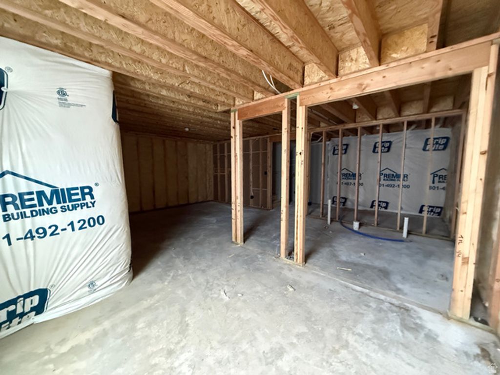 Image 15 of property listing at 813 S 270 E #3, Smithfield, UT 84335