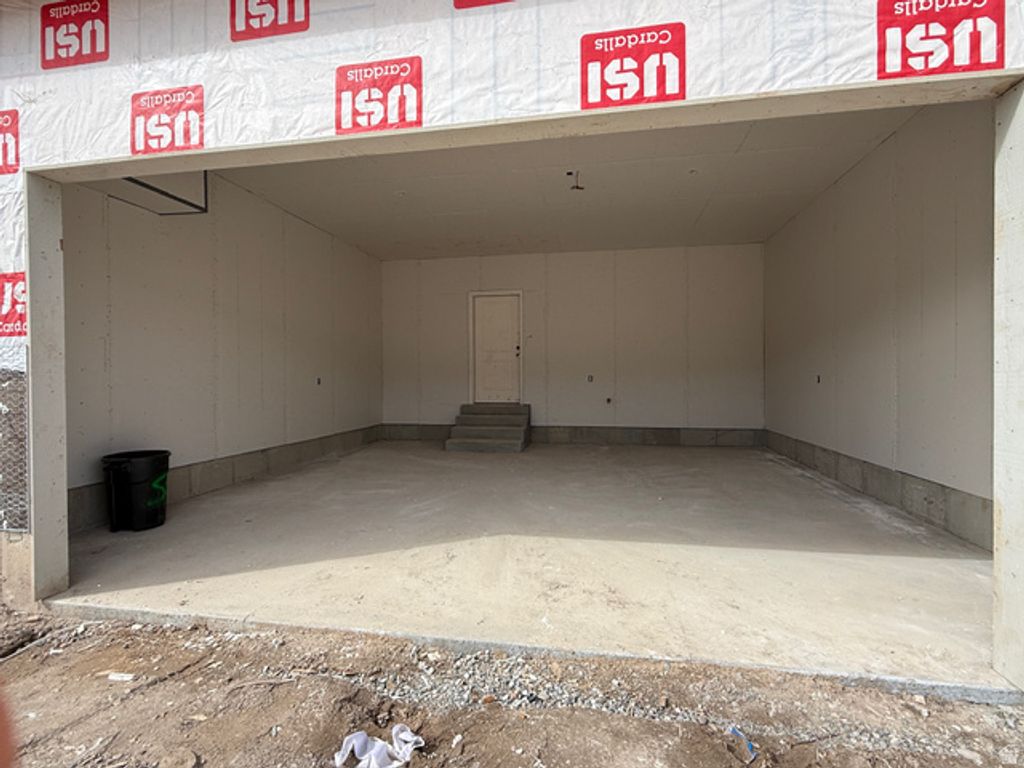 Image 17 of property listing at 813 S 270 E #3, Smithfield, UT 84335