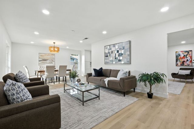 3734 Kimball Ridge Drive, Dallas, TX 75233