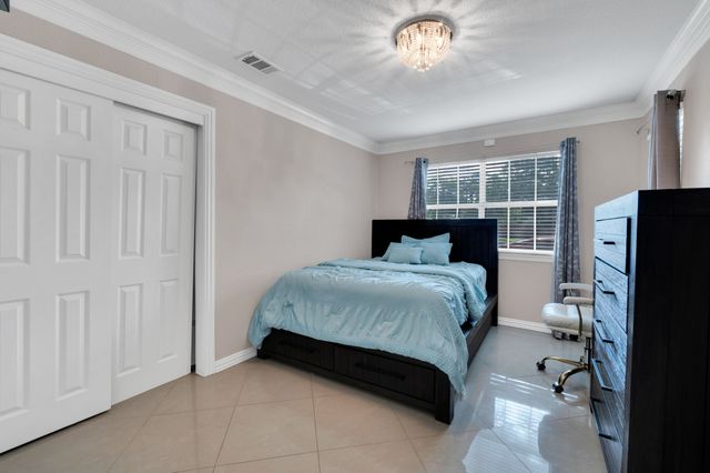 1213 N Macarthur Boulevard, Irving, TX 75061