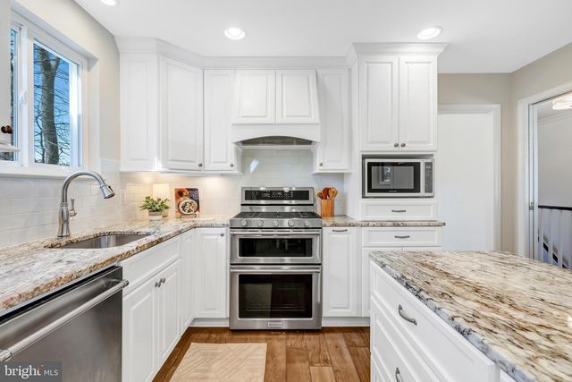 9891 BECKET CT, Fairfax, VA 22032