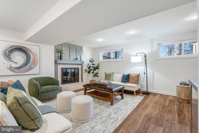 9891 BECKET CT, Fairfax, VA 22032