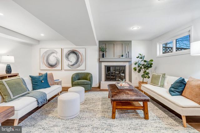 9891 BECKET CT, Fairfax, VA 22032