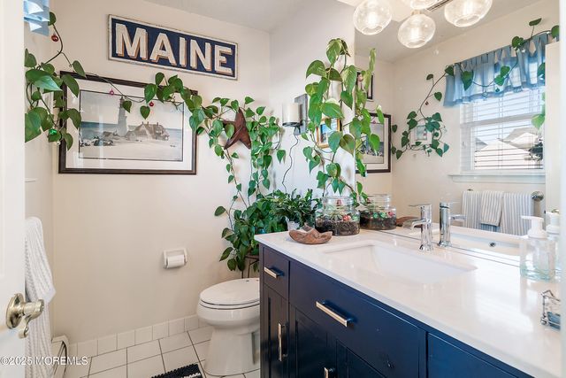 22 Toppinglift Drive, Bayville, NJ 08721