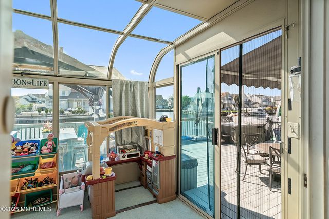 22 Toppinglift Drive, Bayville, NJ 08721