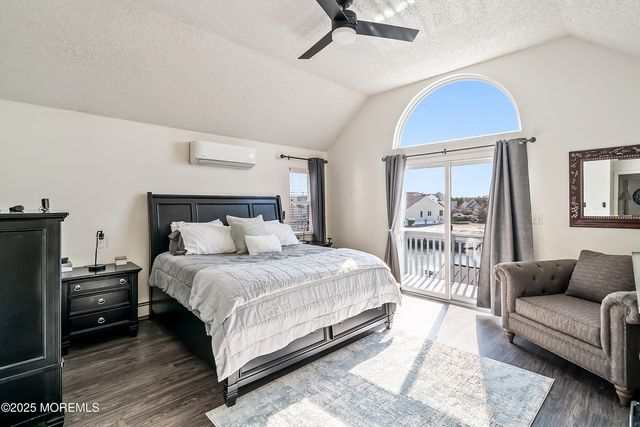 22 Toppinglift Drive, Bayville, NJ 08721