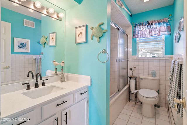 22 Toppinglift Drive, Bayville, NJ 08721