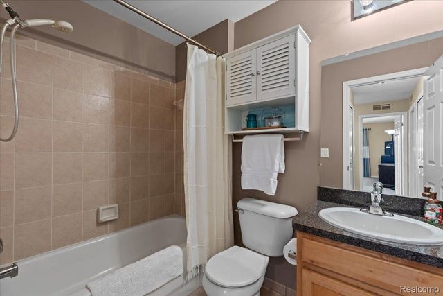 4016 Cornerstone Drive, Canton Charter Township, MI 48188