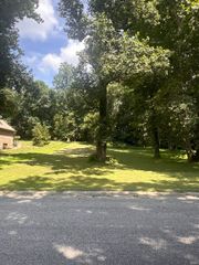 207 River Drive, Bloomfield, IN 47424