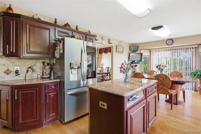 3799 Tymber Ridge Court, Sterling Heights, MI 48314