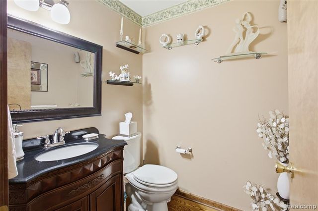 3799 Tymber Ridge Court, Sterling Heights, MI 48314