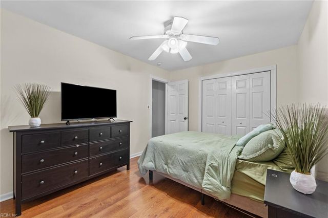 815 Bowling Green TRL, Chesapeake, VA 23320