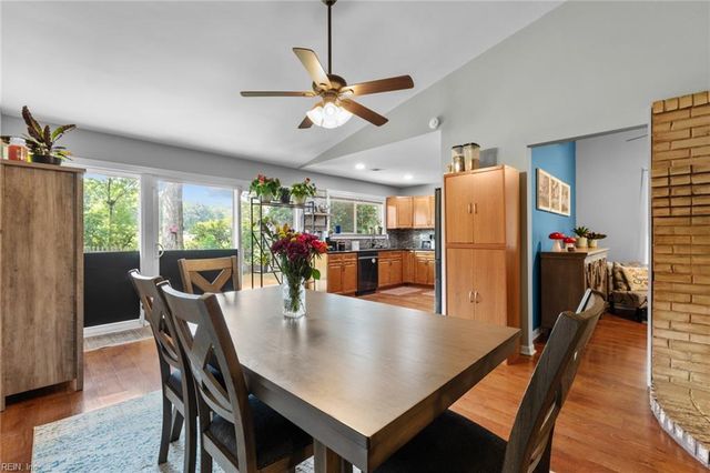 815 Bowling Green TRL, Chesapeake, VA 23320