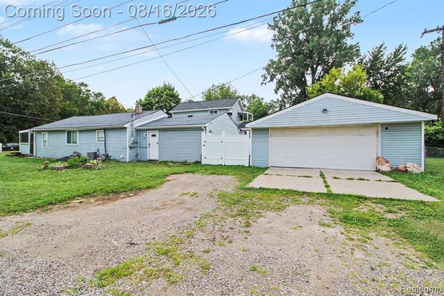 4512 Treadwell Street, Wayne, MI 48184