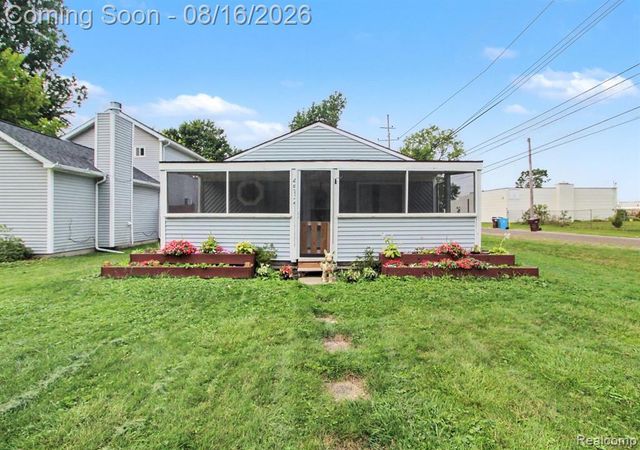4512 Treadwell Street, Wayne, MI 48184