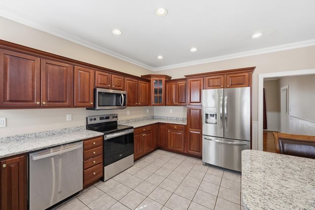 1369 Saddle Club Way, Lexington, KY 40504