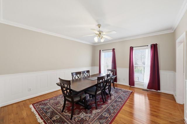 1369 Saddle Club Way, Lexington, KY 40504