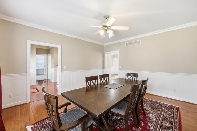 1369 Saddle Club Way, Lexington, KY 40504