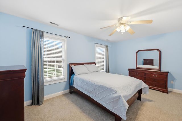 1369 Saddle Club Way, Lexington, KY 40504