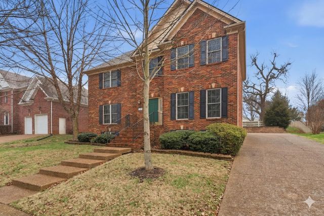 1369 Saddle Club Way, Lexington, KY 40504