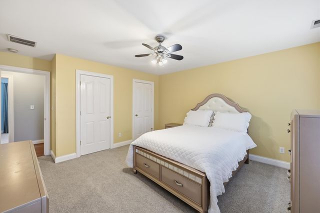 1369 Saddle Club Way, Lexington, KY 40504