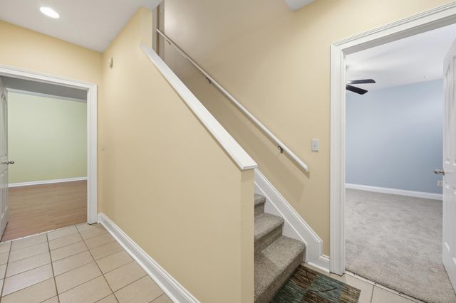 1369 Saddle Club Way, Lexington, KY 40504