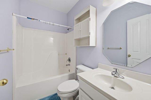 1369 Saddle Club Way, Lexington, KY 40504