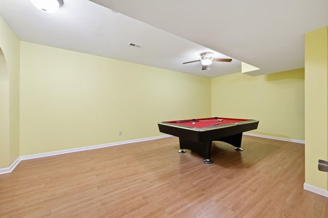 1369 Saddle Club Way, Lexington, KY 40504