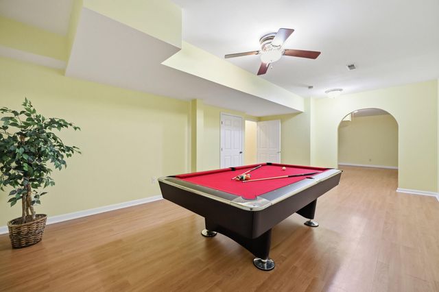 1369 Saddle Club Way, Lexington, KY 40504