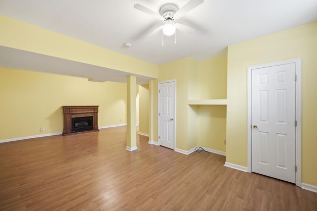 1369 Saddle Club Way, Lexington, KY 40504