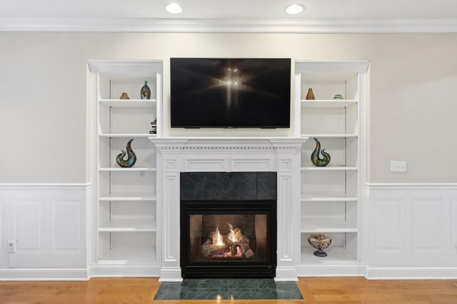 1369 Saddle Club Way, Lexington, KY 40504