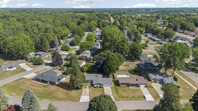 9194 Oakview Drive, Swartz Creek, MI 48473
