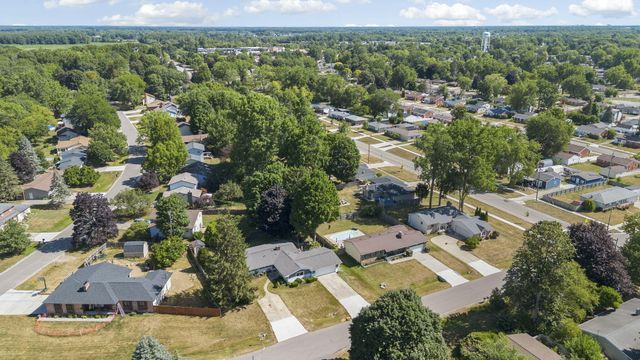 9194 Oakview Drive, Swartz Creek, MI 48473