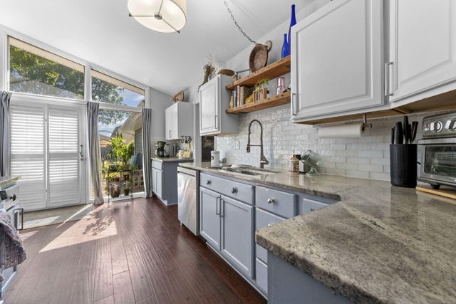 9194 Oakview Drive, Swartz Creek, MI 48473