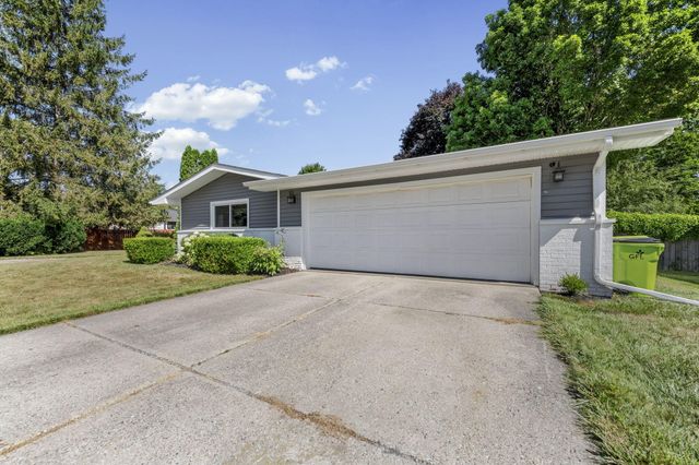 9194 Oakview Drive, Swartz Creek, MI 48473