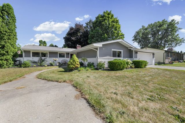 9194 Oakview Drive, Swartz Creek, MI 48473