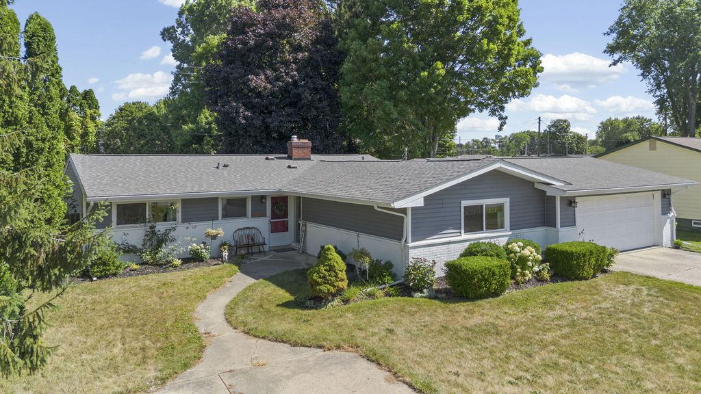9194 Oakview Drive, Swartz Creek, MI 48473