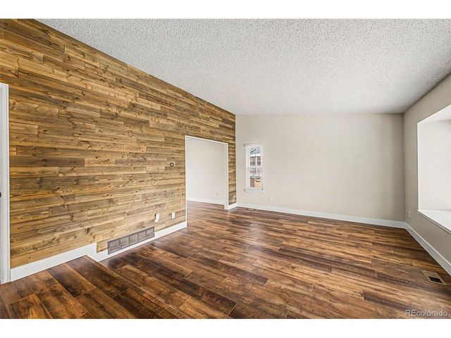 9261 Stargrass Cir, Littleton, CO 80126