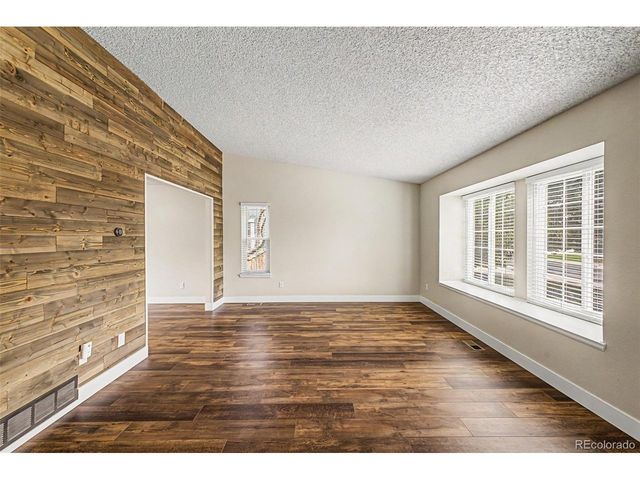 9261 Stargrass Cir, Littleton, CO 80126