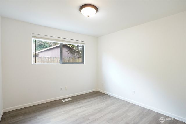 1711 7th Avenue SE, Puyallup, WA 98372