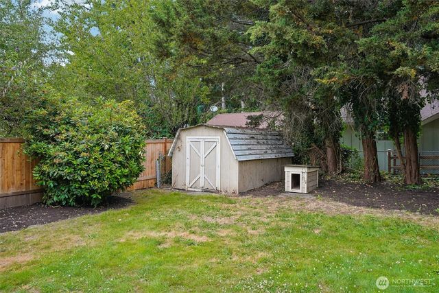 1711 7th Avenue SE, Puyallup, WA 98372