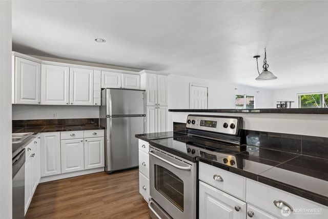 1711 7th Avenue SE, Puyallup, WA 98372